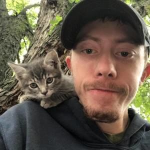 Meet your Posher, Thomas